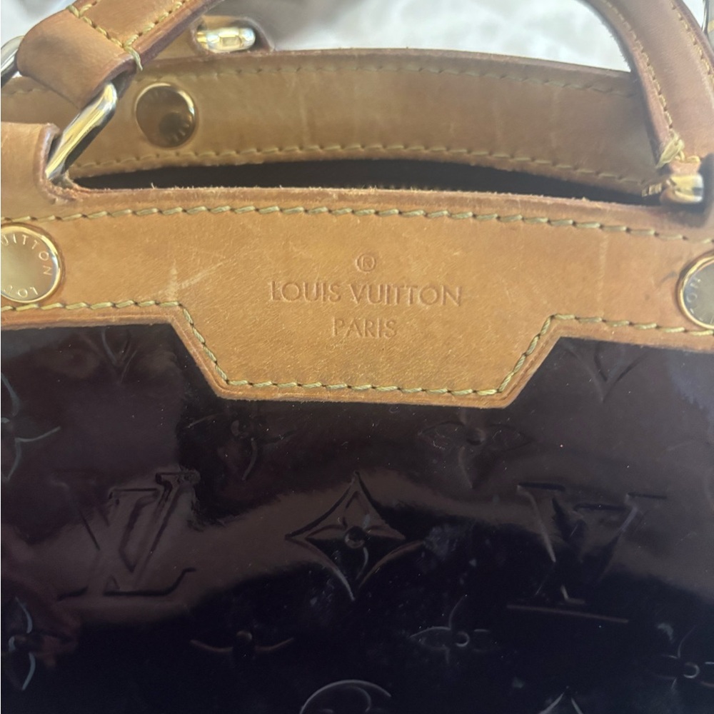 Louis Vuitton Glossy darkburgundy Tan Shoulder Bag
